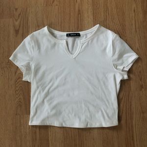 Crop top with notch